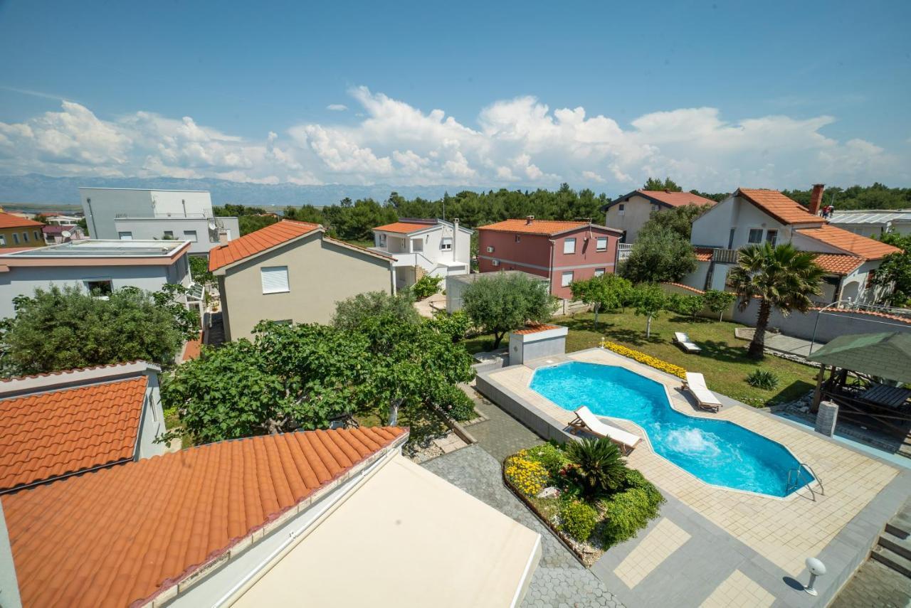 Villa Lulic Вир Екстер'єр фото