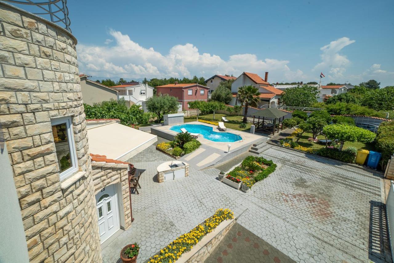 Villa Lulic Вир Екстер'єр фото