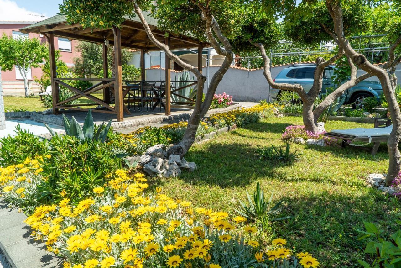 Villa Lulic Вир Екстер'єр фото
