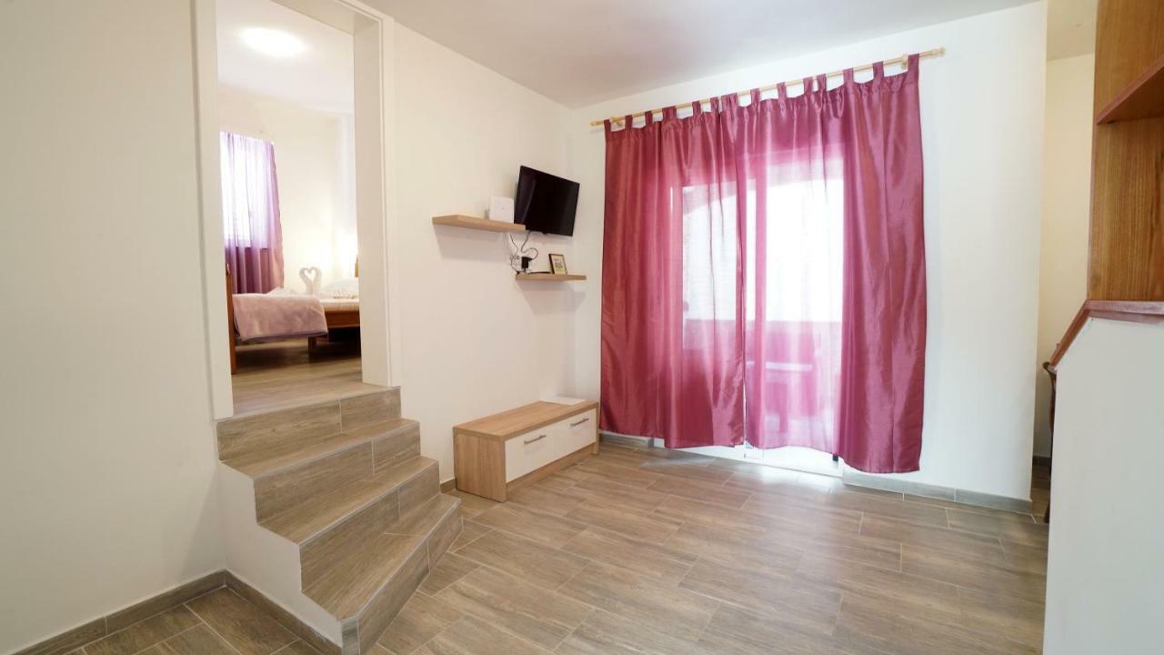 Villa Lulic Вир Екстер'єр фото